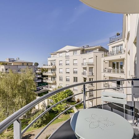 Chic Apart With Parking And Balcony Daire Cergy Dış mekan fotoğraf