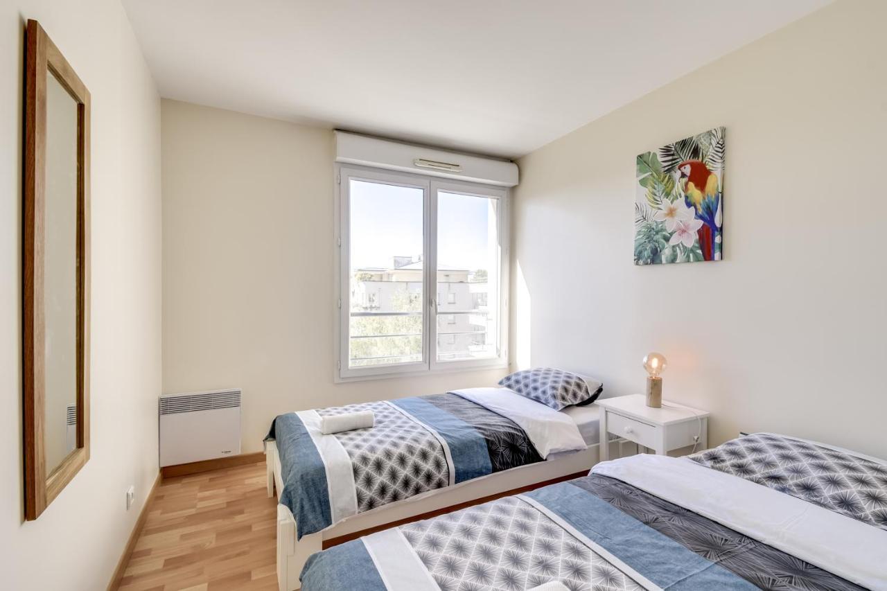 Chic Apart With Parking And Balcony Daire Cergy Dış mekan fotoğraf